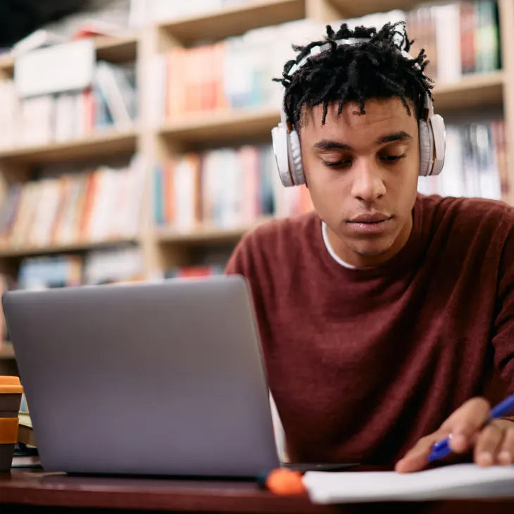 How Students Can Stay Focused Longer During Study Sessions